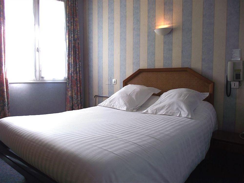 Hotel Le Petit Billot Vitré Kültér fotó