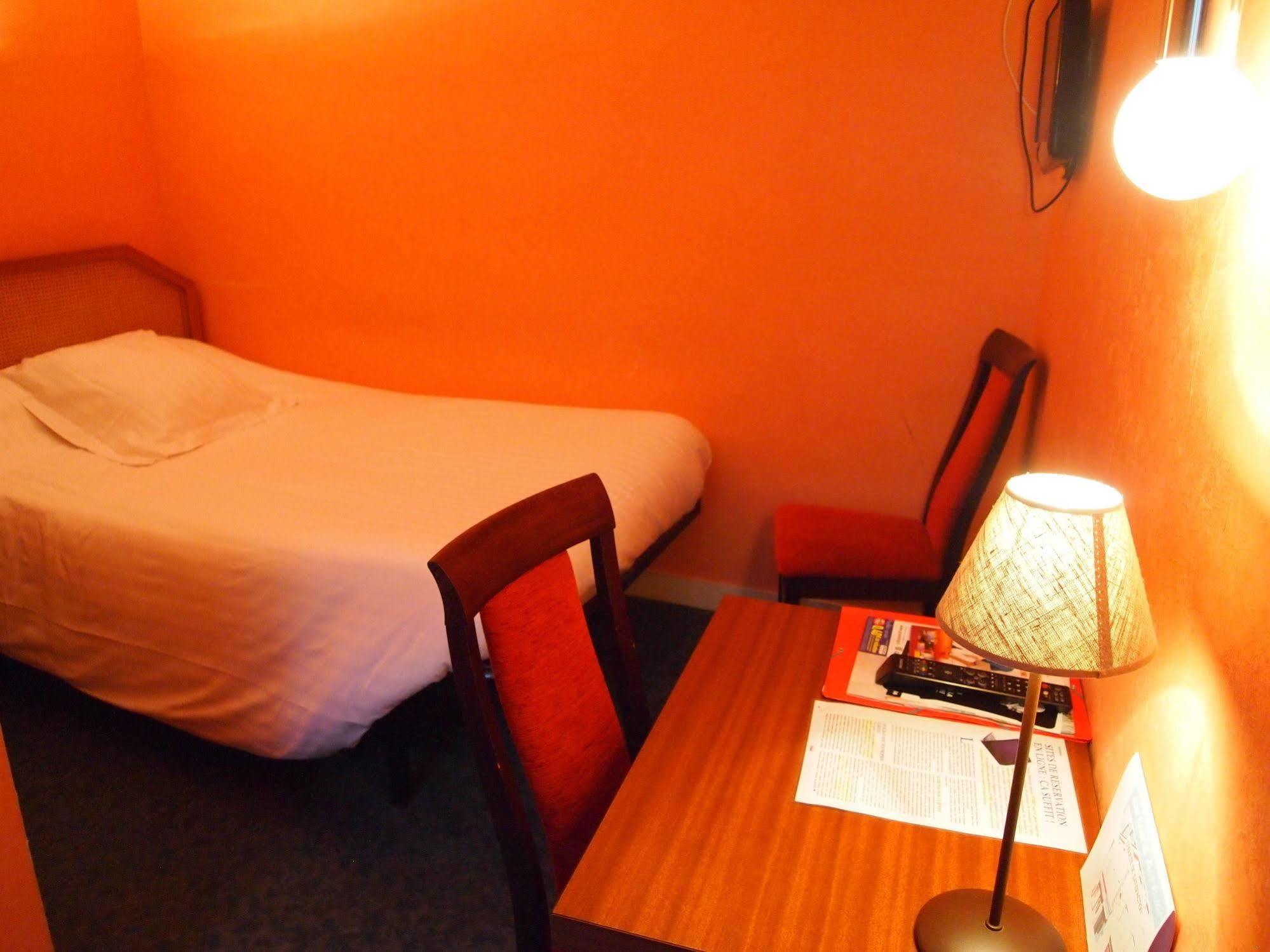 Hotel Le Petit Billot Vitré Kültér fotó